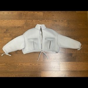 Grey cropped puffer jacket